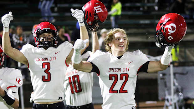 a Oregon City Tigard football Oregon September 29 2023 Dan Brood 67